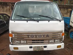Very Clean Toyota Dyna 150