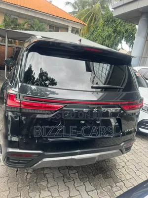 Lexus LX 2022 Black