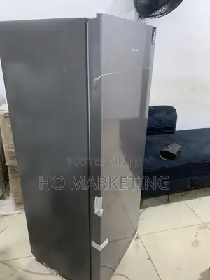 Hisense 189l Upright Freezer With Spacious Shelves