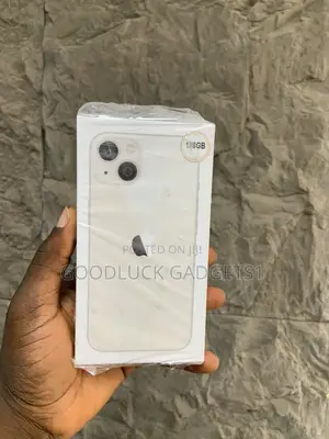 New Apple iPhone 13 128 GB White