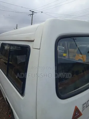 Toyota HiAce 2016 White