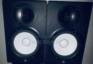 Yamaha Hs8