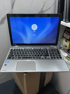 Laptop Toshiba Satellite Pro L550 8GB Intel Core i5 HDD 500GB