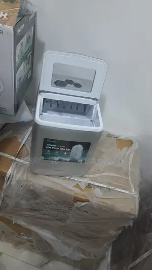 Hisense Ice Maker for Homes and Offices