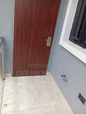 2bdrm Block of Flats in Fo1,, Kubwa for rent
