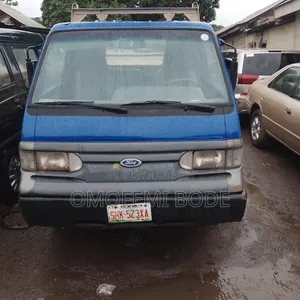 Mazda Bongo 2002 Blue