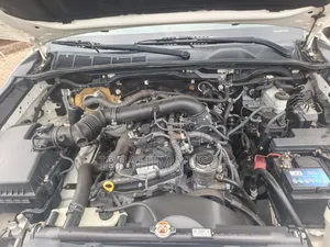 Toyota Hilux 2018 White