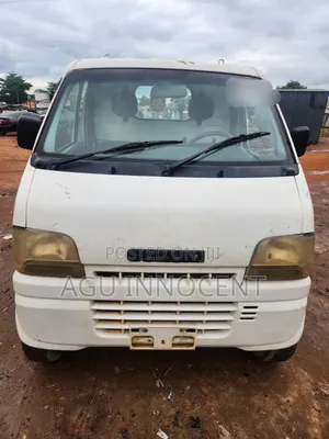 Clean Used 2010 Suzuki Mini-Truck Sound Engine and Gear.