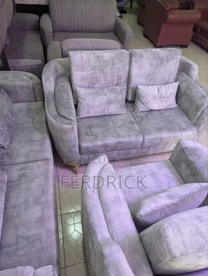Set of 7 Seaters Royal Living Room Furniture
