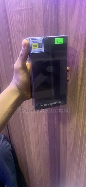 New Samsung Galaxy S21 Ultra 5G 128 GB Silver