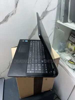 Laptop Toshiba Satellite C50 6GB Intel Core i3 HDD 750GB