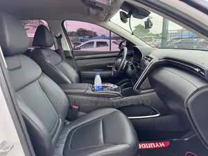 Hyundai Tucson SE 2021 Black