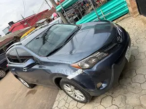 Toyota RAV4 Limited 4dr SUV (2.5L 4cyl 6A) 2014 Blue