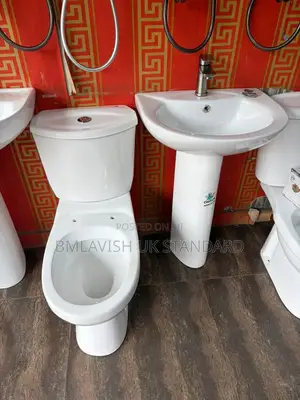 The Choice White Toilet Seat Set