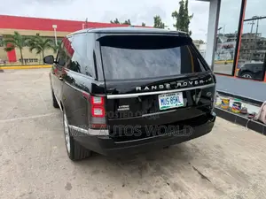 Land Rover Range Rover Vogue 2015 Black