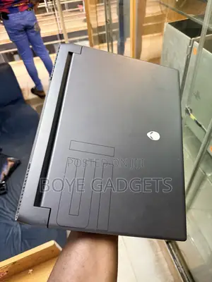 Laptop Dell Allenware M15 R5 16GB Intel Core i7 SSD 1T