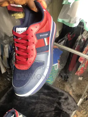 Tommy Hilfiger Sneakers, Available for Size 40. Very Affordable