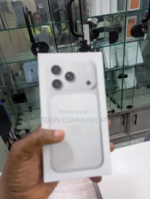 New Apple iPhone 17 Pro 512 GB White