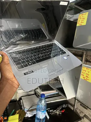 Laptop HP EliteBook 820 G4 8GB Intel Core i5 SSD 256GB
