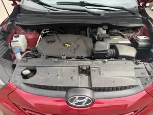 Hyundai Tucson SE AWD 2015 Red