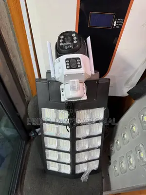 Solar Motion Sensor Security Light With CCTV Camera