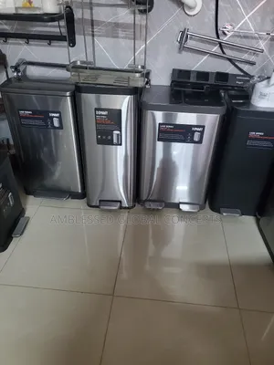 Standing Dust Bin