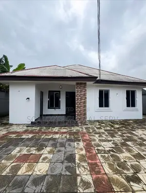 4bdrm Bungalow in Shell Cooperative, Port-Harcourt for sale