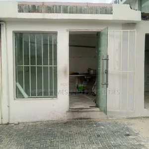 Shop Space Available for Rent