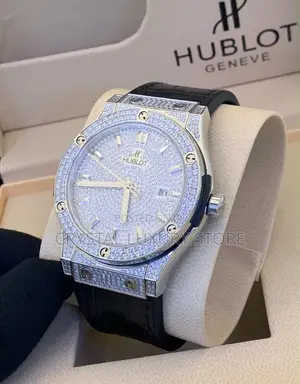 Hublot Quality Luxury Men Automatic Engine Iced Head Wristwatch