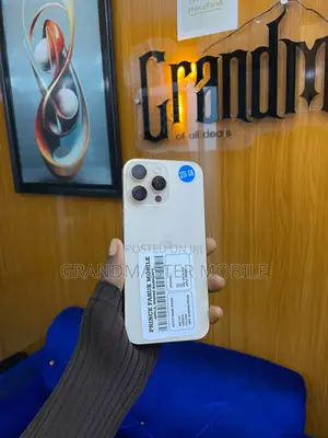 Apple iPhone 16 Pro Max 256 GB Gold