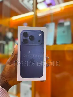 New Apple iPhone 17 Pro Max 256 GB Blue