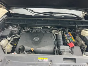 Toyota Highlander 2021 Gray