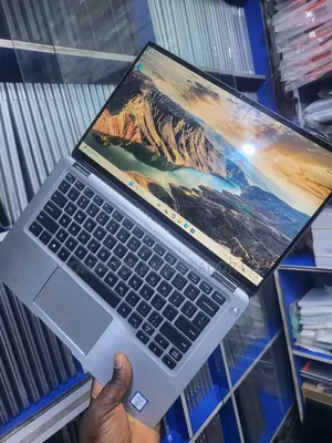 Laptop Dell Latitude 7400 2-in-1 16GB Intel Core i7 SSD 512GB