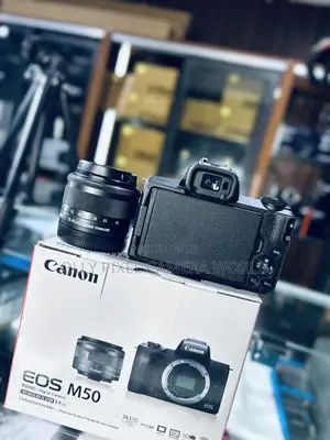Canon M50 With Lens
