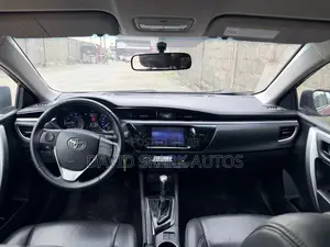 Toyota Corolla 2016 Red