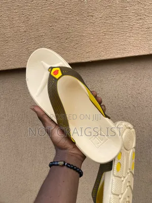 Comfortable Dunlop Slippers for Home Outdoor and Casual Wear