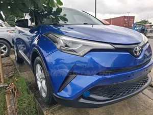 Toyota C-HR 2018 Blue