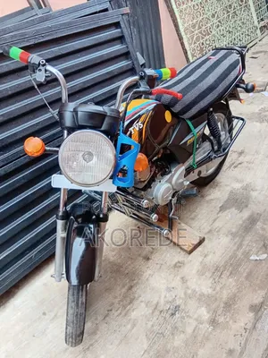 TVS Apache RTR 160 2V 2025 Red
