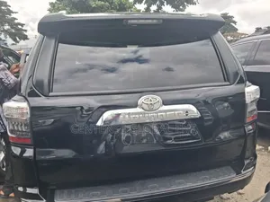 Toyota 4-Runner 2013 Black