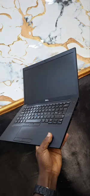 Laptop Dell Latitude 7490 8GB Intel Core i7 SSD 256GB