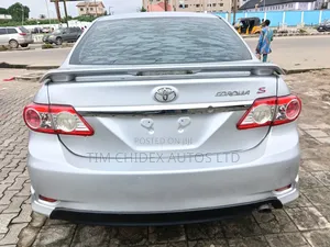 Toyota Corolla 2013 Silver