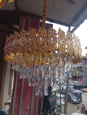 Classic Crystal Chandelier Light for House, Hotel and Event Center