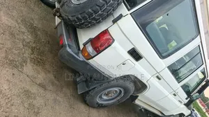 Toyota Land Cruiser 4.5 V8 TD 2018 White
