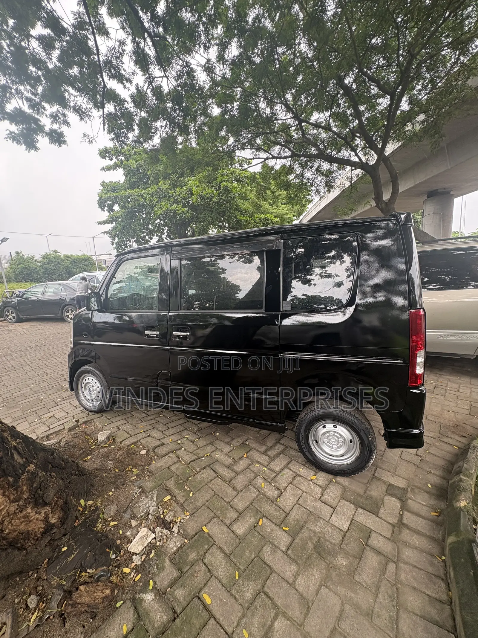 Suzuki Every 2015 Black