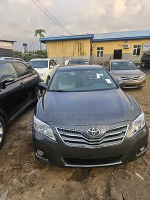 Toyota Camry LE 4dr Sedan (2.4L 4cyl 5A) 2008 Gray
