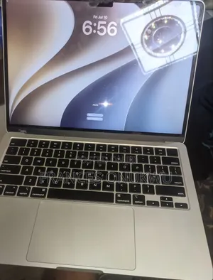 Laptop Apple MacBook Air 2022 M2 8GB Apple M2 SSD 256GB