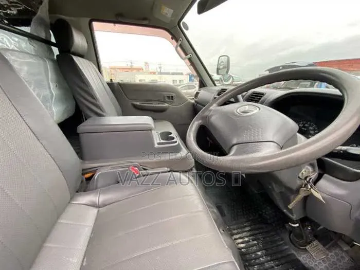 New Mazda Bongo 2017 White
