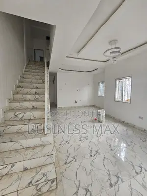 3bdrm Block of Flats in Von, Lugbe District for rent