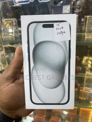 New Apple iPhone 15 128 GB White