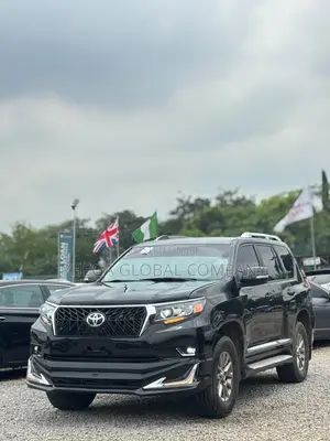 Toyota Land Cruiser Prado 2012 Black